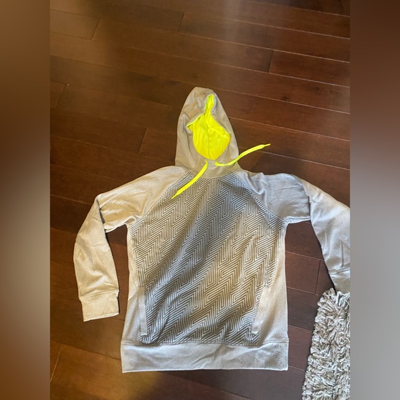 Adidas hoody - Picture 1 of 5